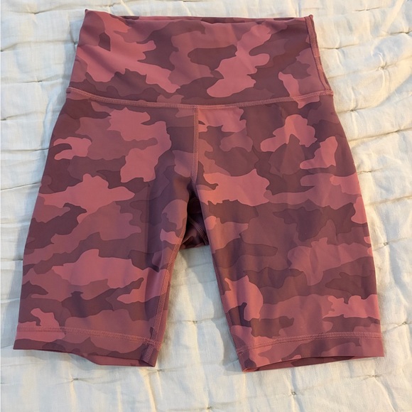 lululemon athletica Pants - lululemon athletica Rose Pink Camo High-Rise Bike Shorts